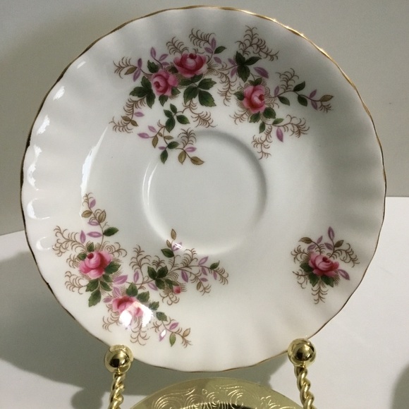 Vintage RARE Royal Albert Lavender Rose dainty footed teacup and saucer - Picture 12 of 13